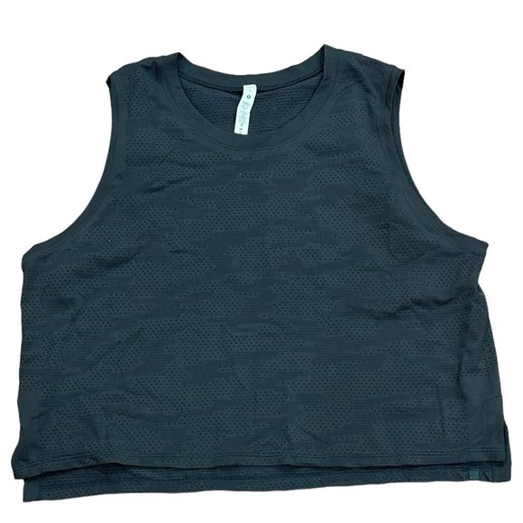 lululemon athletica Tops - Lululemon Cropped Muscle Tank Black Camo Size 14